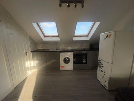 1 bedroom flat to rent - Photo 3