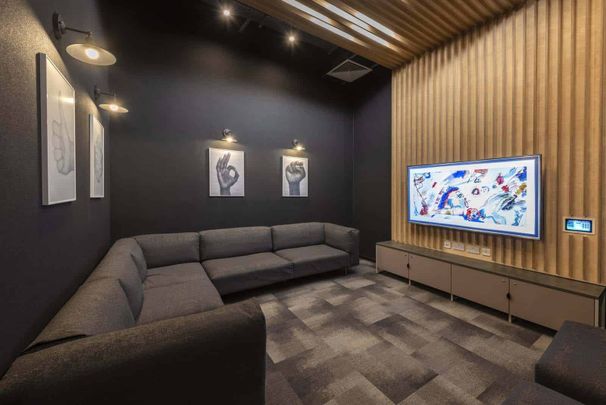 Premium En-Suite - 6 Bed - Photo 1