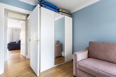 2 Bed Flat, Alpha Street, SE15 - Photo 2