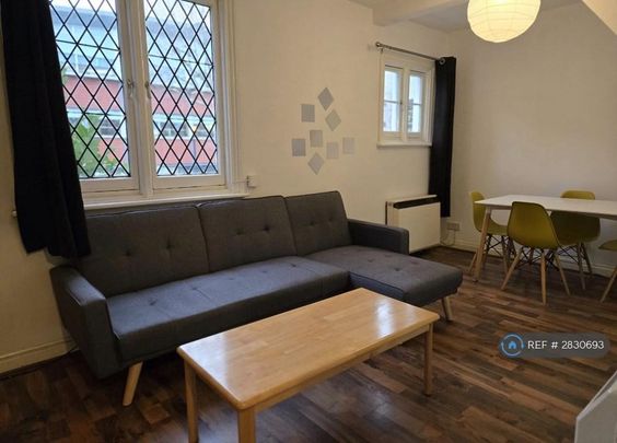 1 bedroom flat to rent - Photo 1