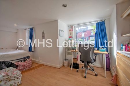 3 Bedroom Mid Terraced House for rent in St. Anns Avenue - Photo 3