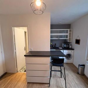 Studio Meublé pièce(s) 16.15 m2 - Photo 2