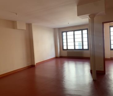 Location Appartement 2 pièces 58m² BORDEAUX 33000 - Photo 1