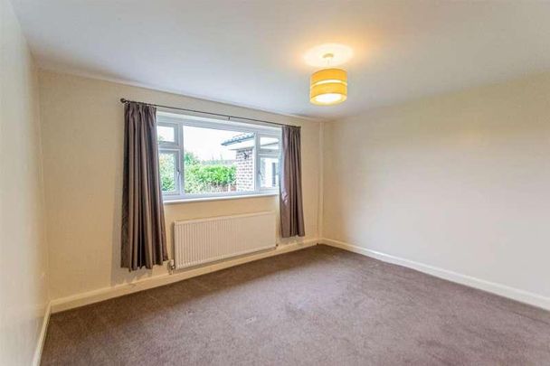 Highfield Avenue, Appleton, Warrington, WA4 - Photo 1