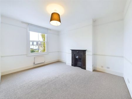 Deanhill Road, London, SW14 - Photo 4