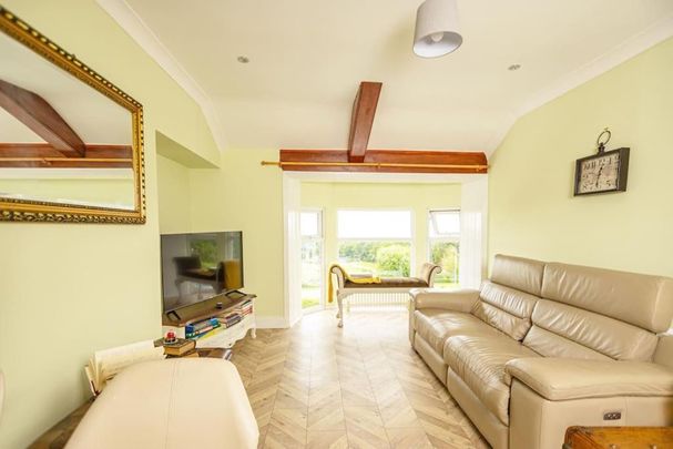 2 bedroom maisonette to rent - Photo 1