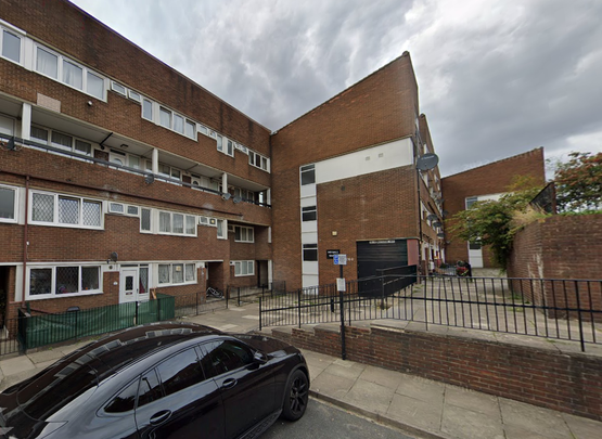 3 bedroom maisonette to rent - Photo 1