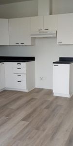 Superbe logement 4 1/2 vue sur la mer , Sainte Anne des Monts , Haute Gaspésie , Paradis des sports et qualité de vie ! - Photo 4