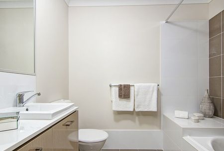 12/12 Kimberley Close, Redbank Plains QLD 4301 - House For Rent | Domain - Photo 3