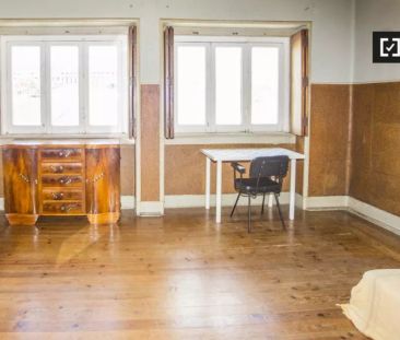Spacious 4-bedroom house for rent in in Areeiro - Foto 3
