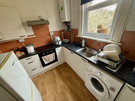 2 bedroom apartment to rent - Photo 4