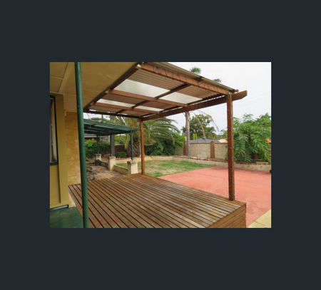 209 Winterfold Road, Coolbellup, WA 6163 - Photo 5