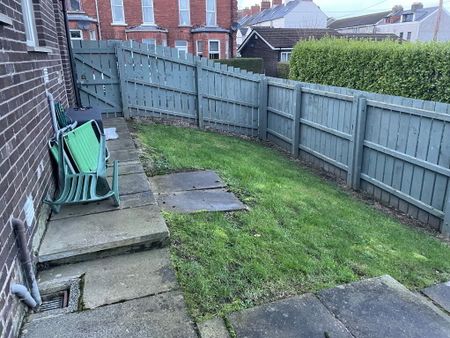 23 Windsor Avenue, Whitehead, Carrickfergus, BT38 9RX - Photo 4