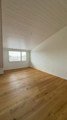 Moderne Dachwohnung in Bettwiesen zu vermieten! - Foto 1