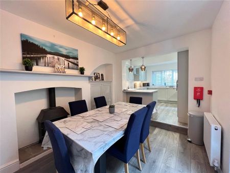 5 bedroom terraced house to rent - Photo 3