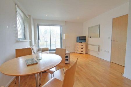 1 bedroom apartment to rent - Photo 2