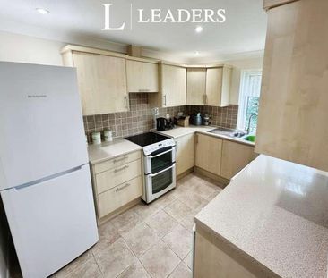 Saddle Court, Peterborough, PE4 - Photo 5