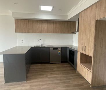 Brand New and the Perfect Location! - Photo 4