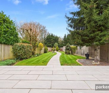 4 bedroom detached house to rent - Photo 3