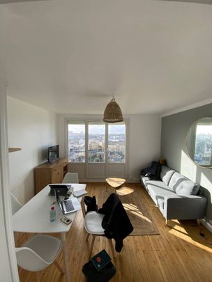 T3 58m2 2 chambres refait à neuf équipée - Photo 1