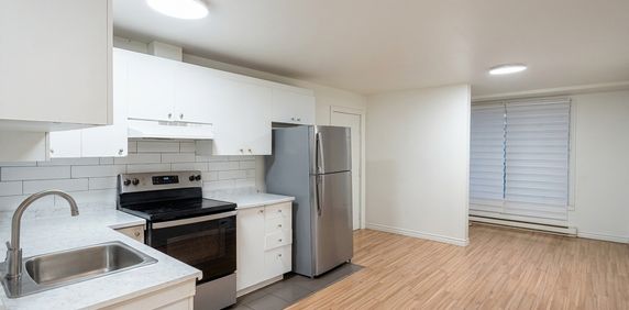 5½ à Louer — Côte-des-Neiges–Notre-Dame- - Photo 2
