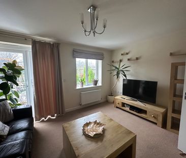 3 Bed Semi-Detached House, Frank Birchall Close, M40 - Photo 4