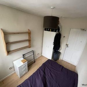 1 bedroom property to rent in London - Photo 2