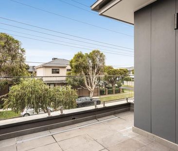 Brand New Luxury Townhouse - Photo 1
