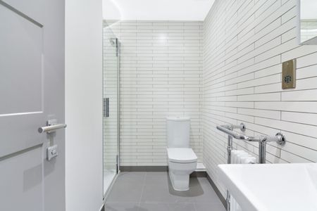 2 Bedroom Apartment, Earlham Street, Covent Garden, WC2H - Photo 5