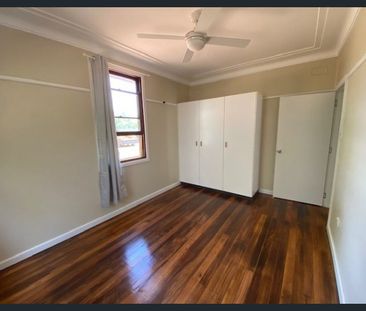 TIDY TWO BEDROOM HOME ON LARGE BLOCK - Photo 1