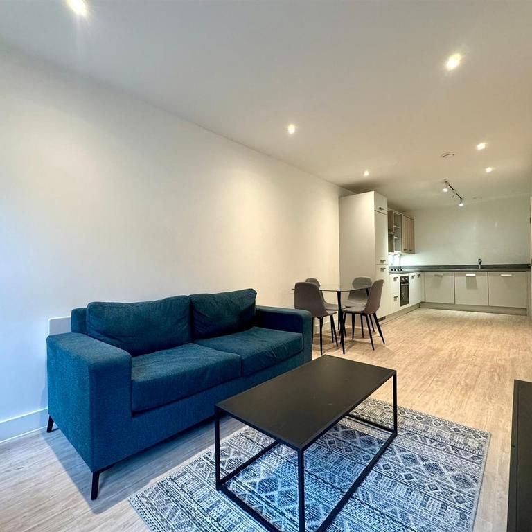 2 bedroom apartment to rent - Photo 1