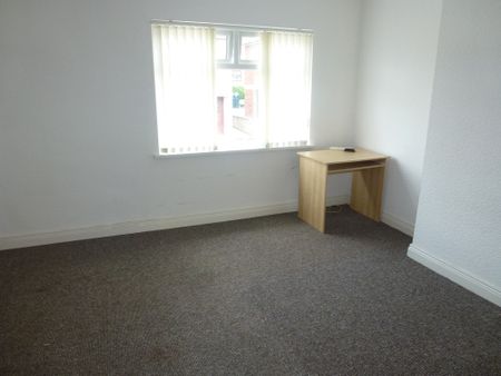 110 Ainsworth drive, Belfast, BT13 3EL - Photo 3