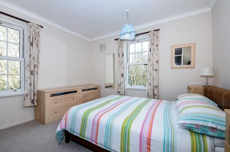 3 bedroom maisonette to rent - Photo 5