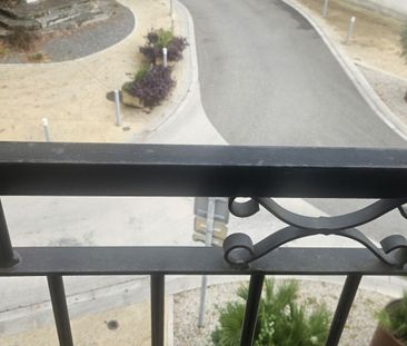 Camaret sur Aigues centre, T3 avec cave - Photo 1