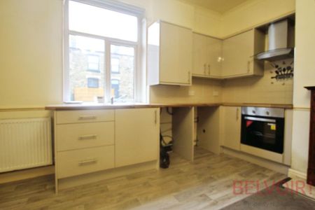 2 bedroom terraced house to rent - Photo 5