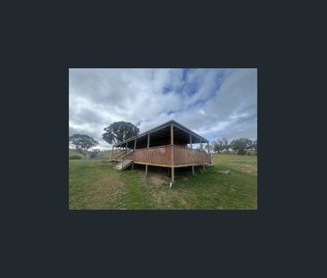 Private Country Cottage - Photo 6