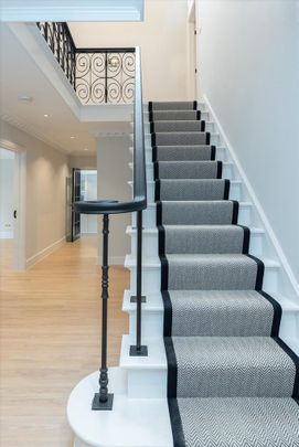 5 bedroom detached house to rent - Photo 1