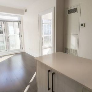 88 CUMBERLAND ST., #801 - YORKVILLE, 1BED+DEN/1BATH, LAUNDRY, LOCKER - Photo 2