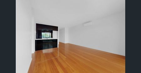 2 bedroom first floor apartment - Photo 4