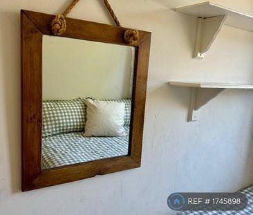 2 bedroom semi-detached house to rent - Photo 2