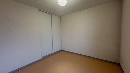 Location Appartement 4 pièces 84m² AUXONNE 21130 - Photo 2
