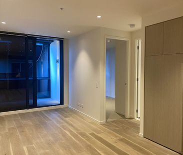 FULLY FURNISHED Modern One Bedroom Apartment in Opera - Photo 1