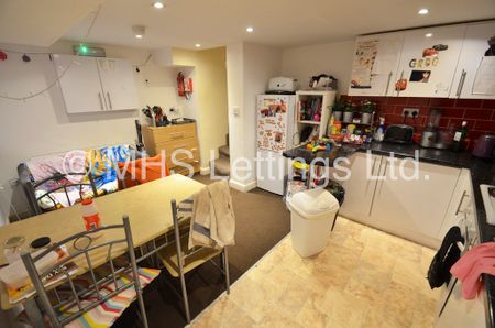 14 Harold Place, Leeds, LS6 1PQ - Photo 3