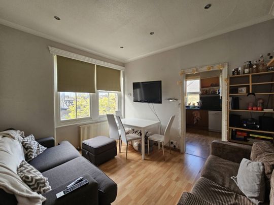 West Kensington Mansions, W14, Beaumont Crescent - Photo 1