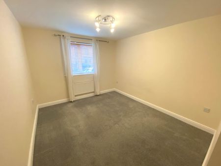 Price £1,650 pcm - Available 11/11/2025 - Unfurnished - Photo 3