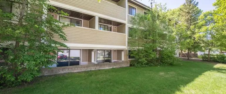 Queensgate Manor | 10610 87 Street NW, Edmonton - Photo 1