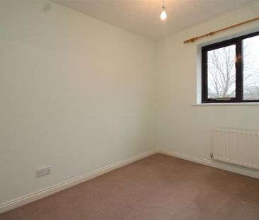 Nightingale Court, Peterborough - Photo 4