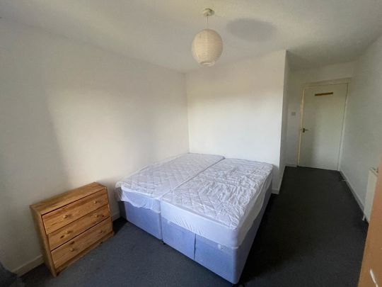 2 Bedroom Property To Rent - Photo 1