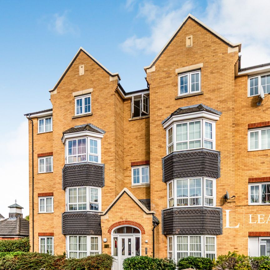 2 bedroom apartment to rent Henley Road, Bedford, MK40 4FZ - Photo 1