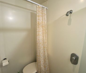 Boarding house room centrally located - Photo 1